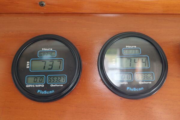 49ft DeFever Yacht For Sale