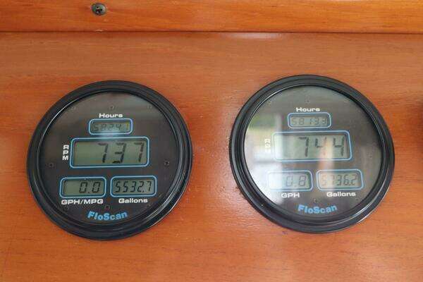 DeFever Cockpit Motor Yacht Yacht For Sale