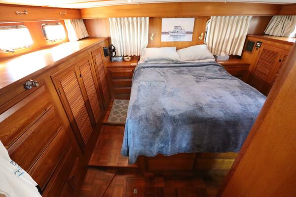 49ft DeFever Yacht For Sale