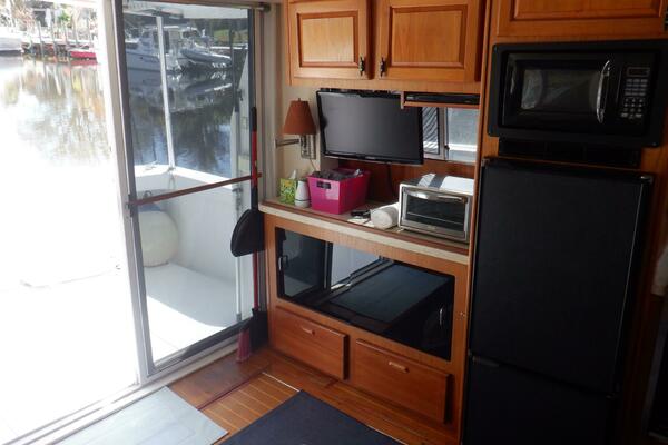 Seaglass 35ft Mainship Yacht For Sale