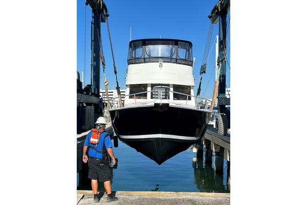 Seaglass 35ft Mainship Yacht For Sale