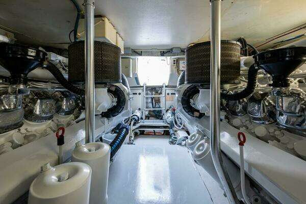 Ocean Yachts Convertible Yacht For Sale