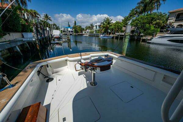 Ocean Yachts Convertible Yacht For Sale