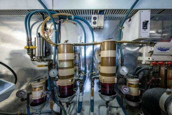 Ocean Yachts Convertible Yacht For Sale