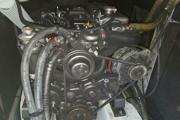 Jeanneau 509 Yacht For Sale