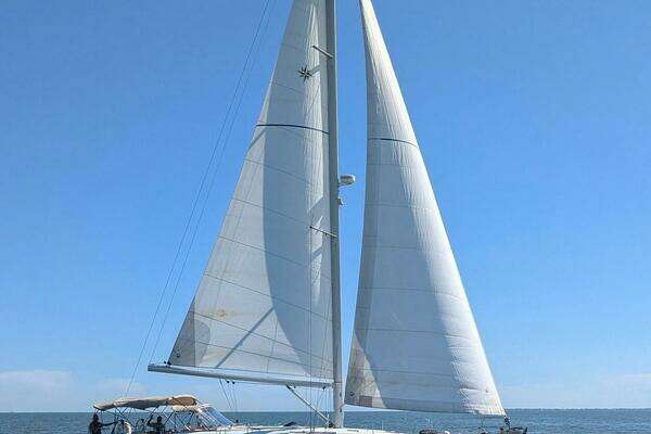 Jeanneau 509 Yacht For Sale