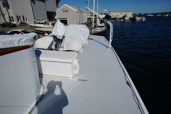 Trumpy 68 Motor Yacht Yacht For Sale