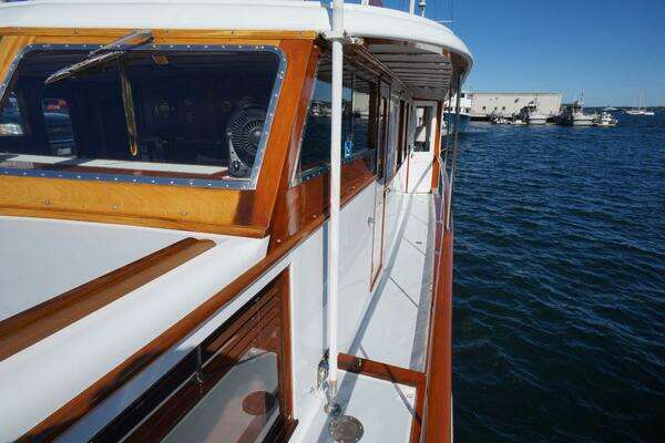 Trumpy 68 Motor Yacht Yacht For Sale