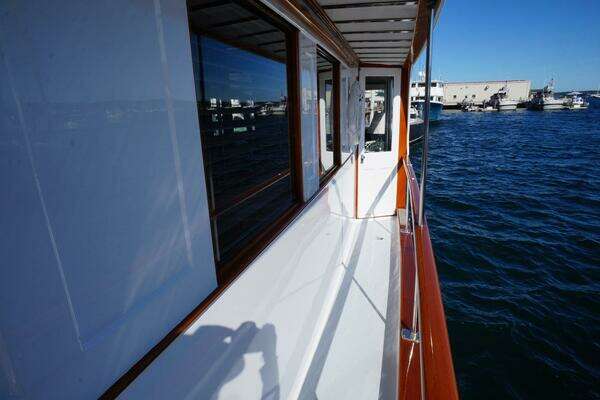 Trumpy 68 Motor Yacht Yacht For Sale