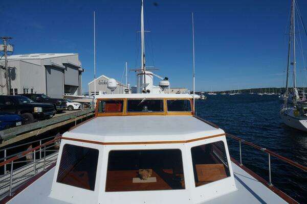 Trumpy 68 Motor Yacht Yacht For Sale