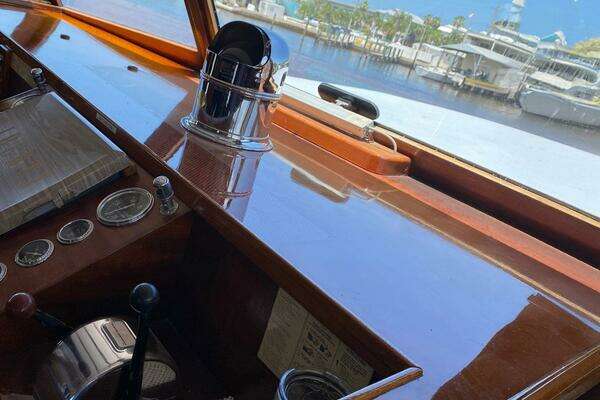 Trumpy 68 Motor Yacht Yacht For Sale