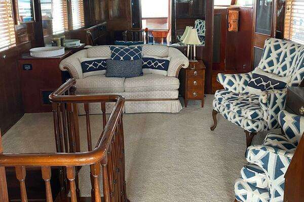 Trumpy 68 Motor Yacht Yacht For Sale