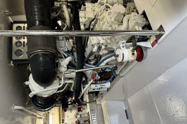 GLOMAR I 60ft Hatteras Yacht For Sale