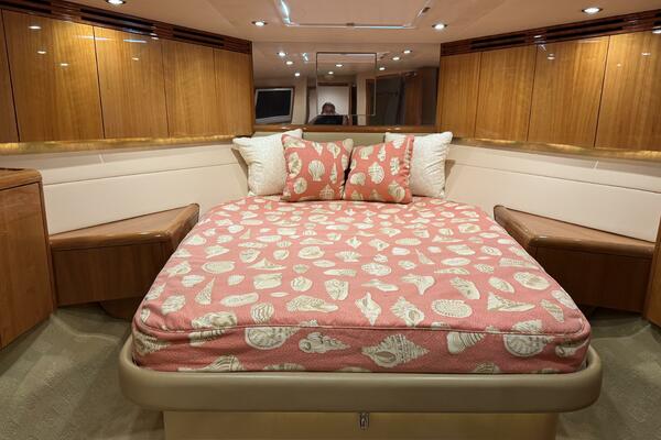 GLOMAR I 60ft Hatteras Yacht For Sale