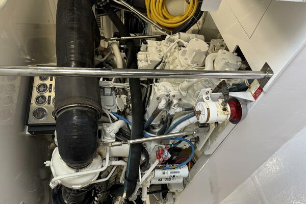 GLOMAR I 60ft Hatteras Yacht For Sale