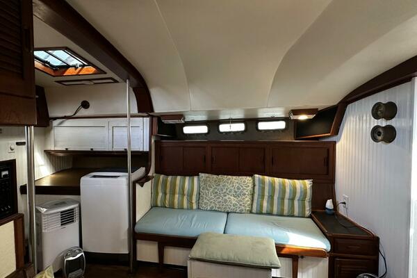 Possessor 52ft Morgan Yacht For Sale