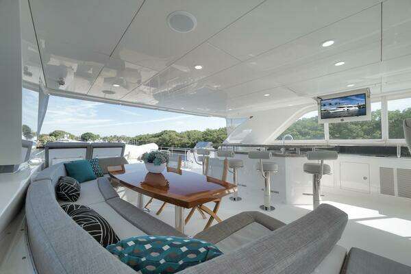 Ocean Alexander 85 Yacht For Sale