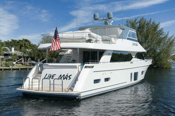 Ocean Alexander 85 Yacht For Sale