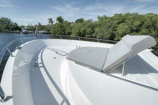 Ocean Alexander 85 Yacht For Sale