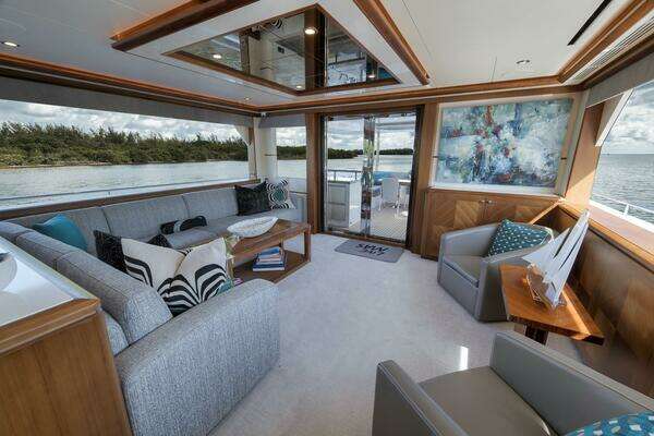 Ocean Alexander 85 Yacht For Sale