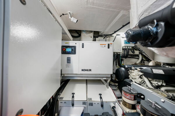 59ft Azimut Yacht For Sale