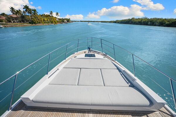 59ft Azimut Yacht For Sale