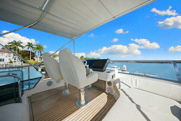 Azimut S6 Yacht For Sale