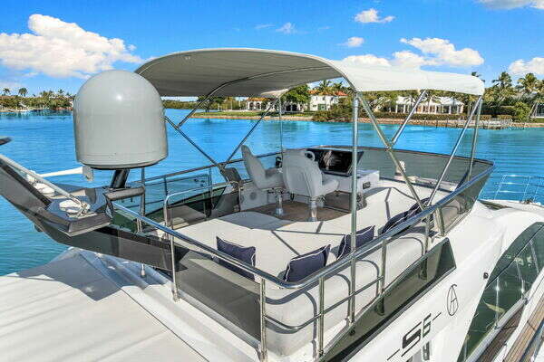 Azimut S6 Yacht For Sale