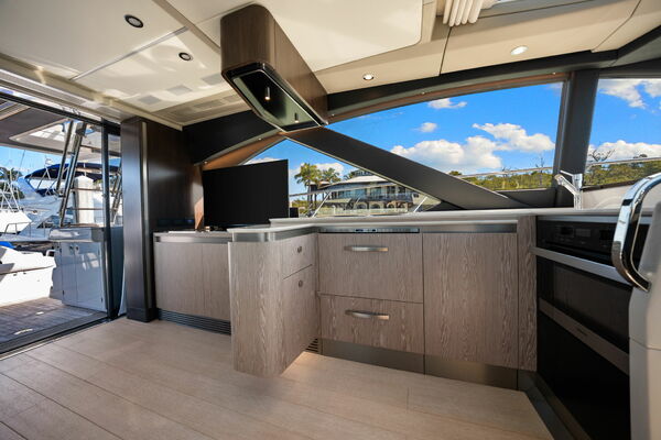 59ft Azimut Yacht For Sale