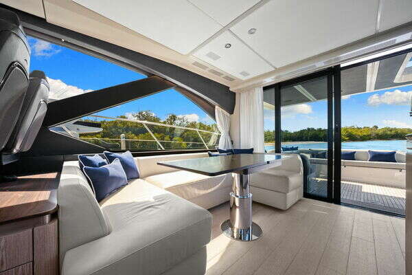Azimut S6 Yacht For Sale