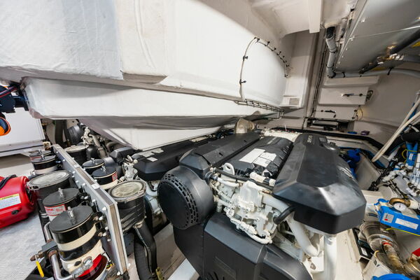 59ft Azimut Yacht For Sale