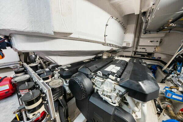 Azimut S6 Yacht For Sale