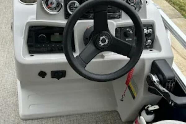 23ft Avalon Yacht For Sale