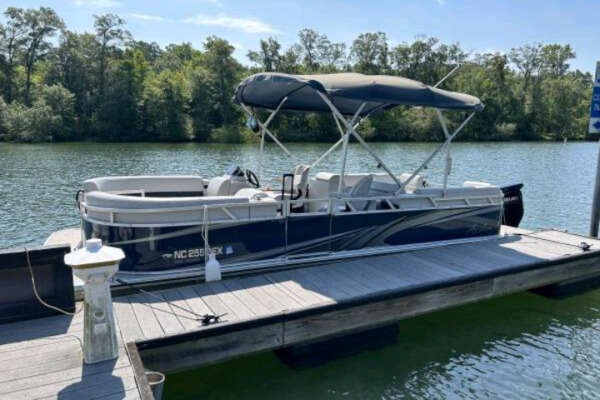 23-ft-Avalon-2022-- Belmont North Carolina United States  yacht for sale