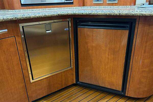 Sea Ray 44 Sundancer Yacht For Sale