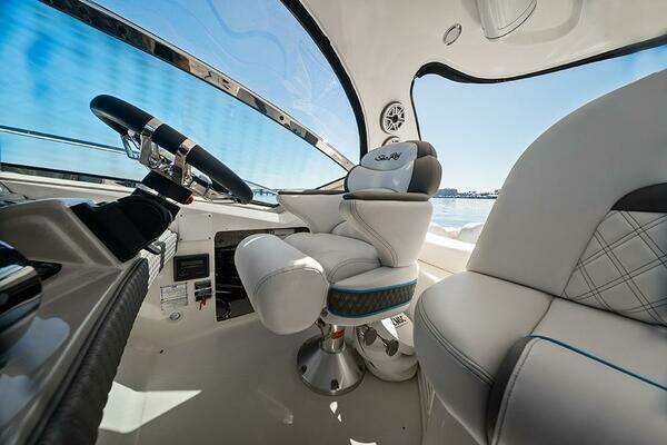 Sea Ray 44 Sundancer Yacht For Sale