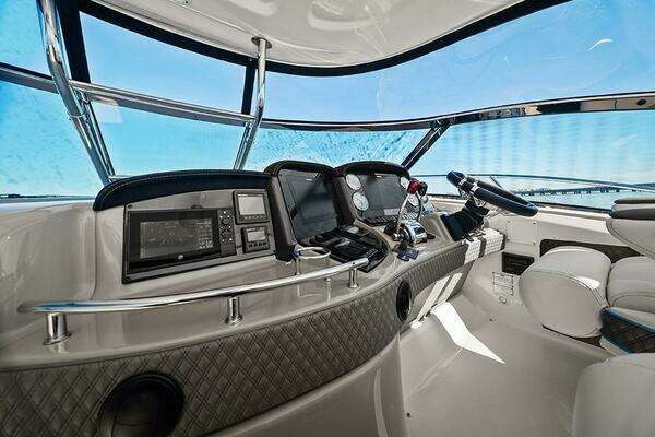 Sea Ray 44 Sundancer Yacht For Sale