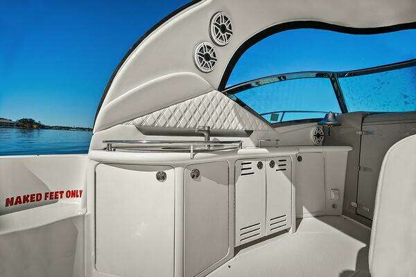 Sea Ray 44 Sundancer Yacht For Sale