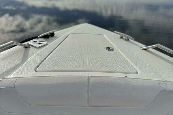 Formula 430 Super Sport Crossover Yacht For Sale