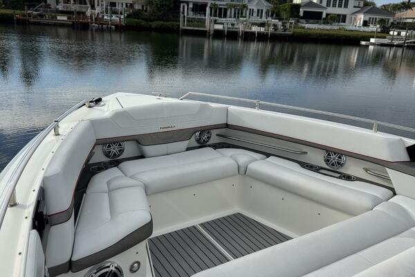 43ft Formula Yacht For Sale