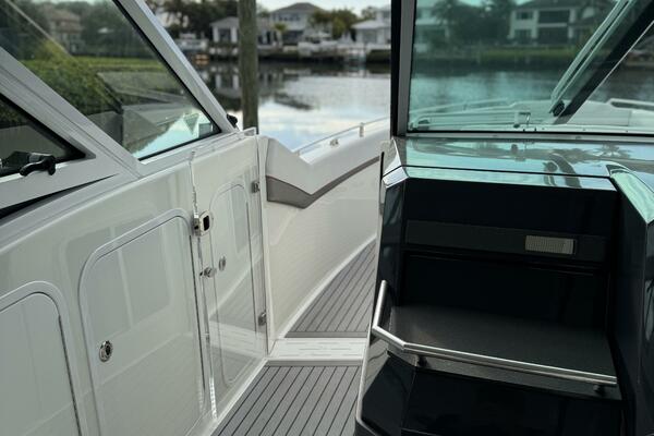 43ft Formula Yacht For Sale