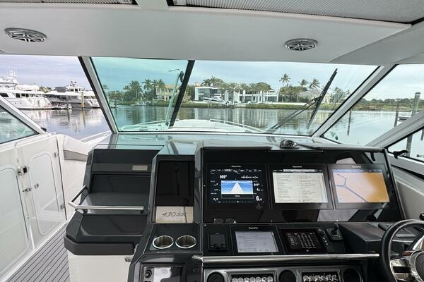 43ft Formula Yacht For Sale