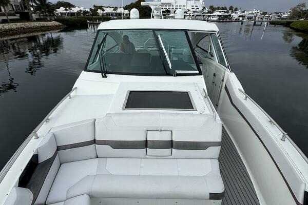 43ft Formula Yacht For Sale