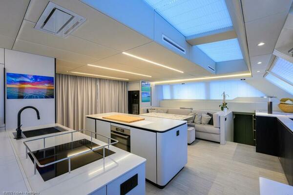 Sunreef 60 NERO- Galley