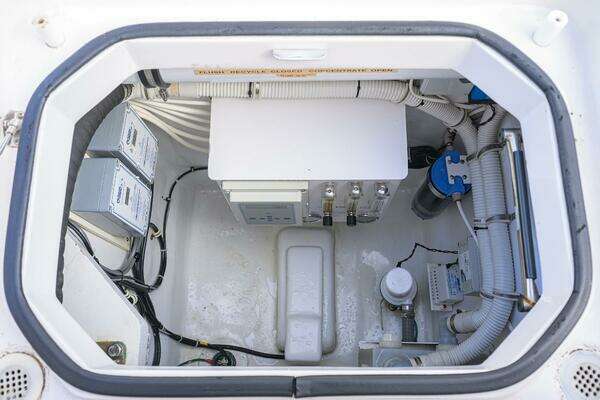 Hatteras GT63 Yacht For Sale