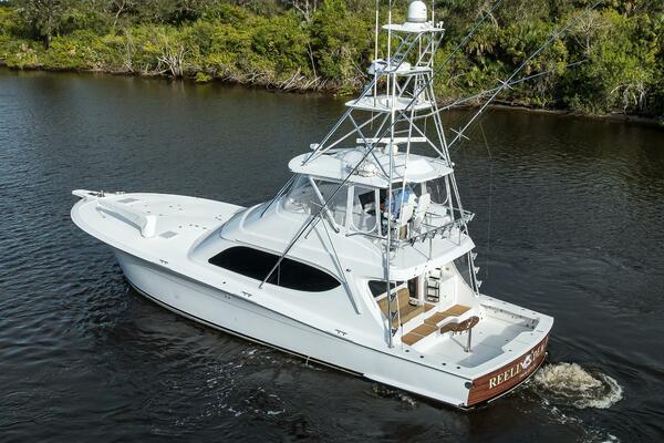 Hatteras 63 Reelin N Dealin - Exterior Profile