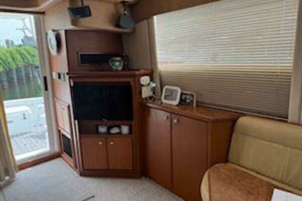 Silverton 42 Convertible Yacht For Sale