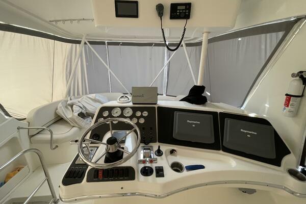 42ft Silverton Yacht For Sale