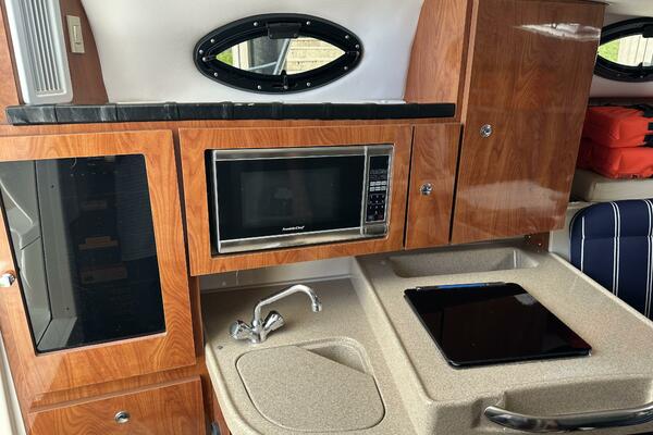 LAST ONE II 29ft Wellcraft Yacht For Sale