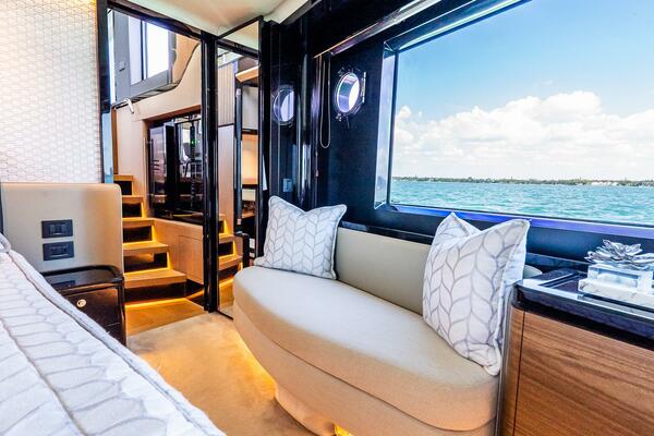 64ft Absolute Yacht For Sale